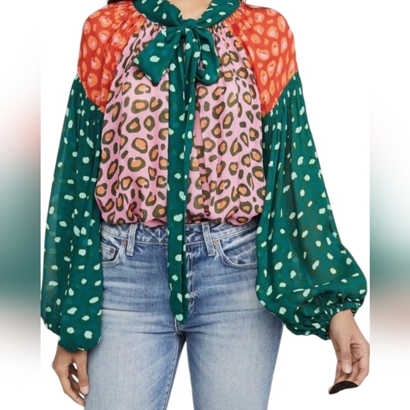 FARM Rio Tops - FARM Rio Multicolor Cheetah Print Blouse Top Lightweight Flowy Size XS PTP 23"